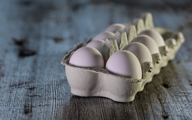 Куриные яйца в Югре подорожали почти на 15%