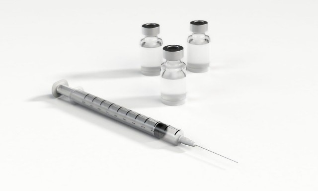 План по вакцинации в Югре могут выполнить к середине сентября