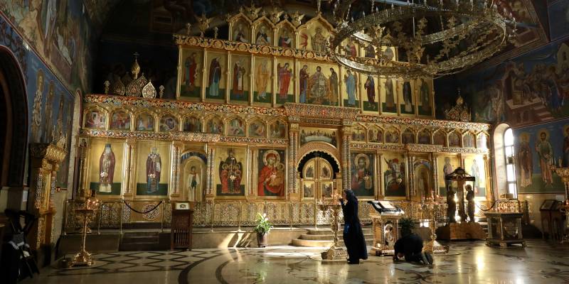 В Сургуте росгвардейцы проверили защищенность православных храмов