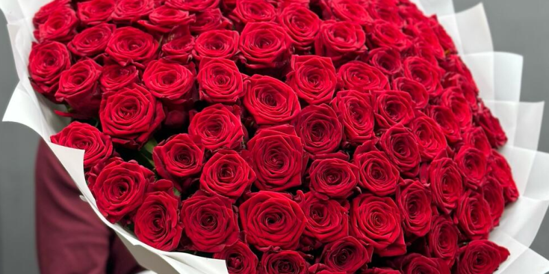 Розы на свидание: как выбрать идеальный букет