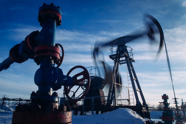 Гендиректор ПАО «Сургутнефтегаз» поздравил коллег и жителей нефтегазоносного края