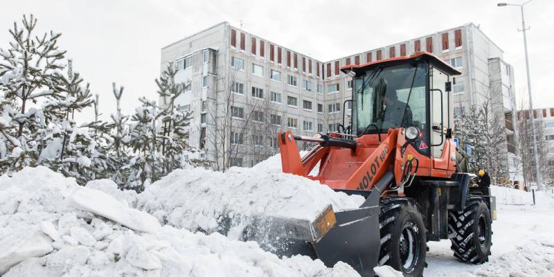 ​Падал прошлогодний гнев: как справляются со снегом в Сургутском районе