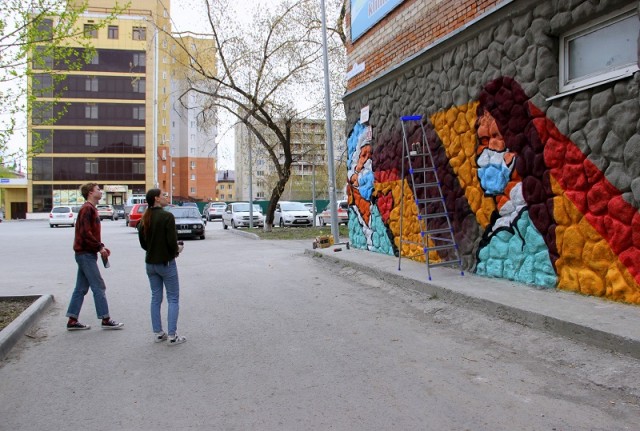 В Тюмени нарисовали граффити в честь врачей