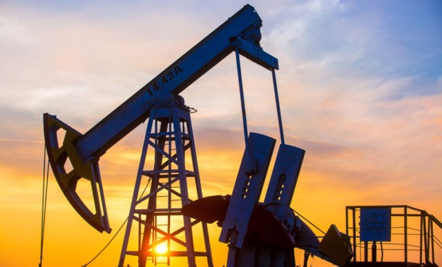 Добыча нефти в России обновила рекорд
