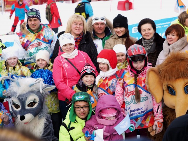 ​Губернатор Югры и замминистра спорта России дали старт программе «Лыжи мечты»