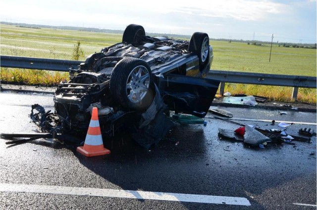 Тройная авария в Нефтеюганском районе: водитель уснул за рулём