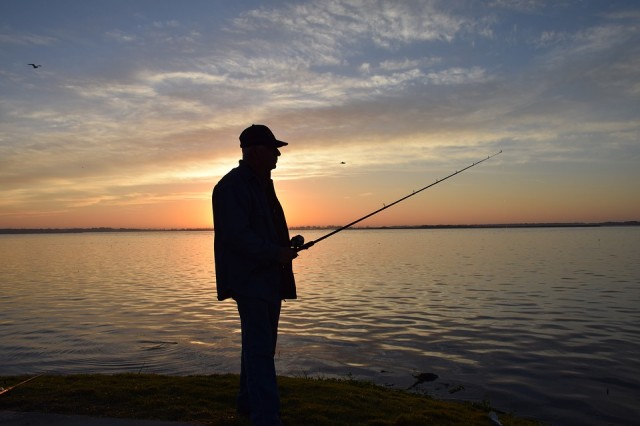 Вчера в районе озера Еловое чуть не потерялся рыбак