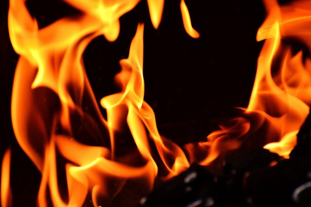В Югре в пожаре погиб пожилой мужчина