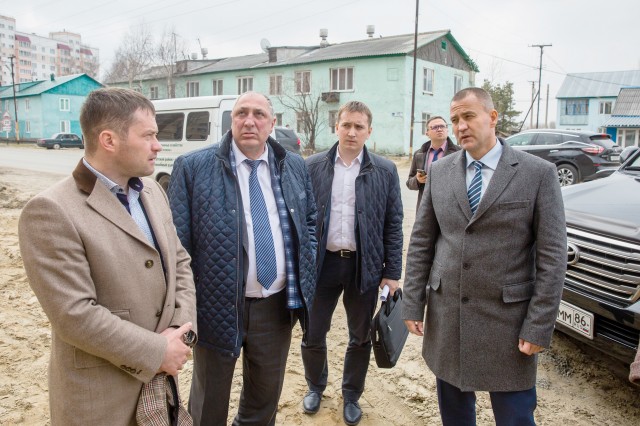 Глава района Андрей Трубецкой встретился с жителями Солнечного и Белого Яра