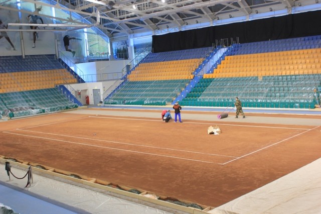 ​В Ханты-Мансийске появился уникальный грунтовый теннисный корт