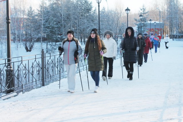 ​Клуб любителей скандинавской ходьбы Окружного кардиодиспансера возобновил работу
