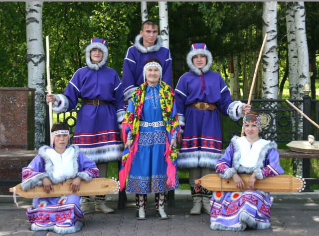 Сегодня 15 лет празднует фольклорный ансамбль "Тром-Ёван-Мокут"