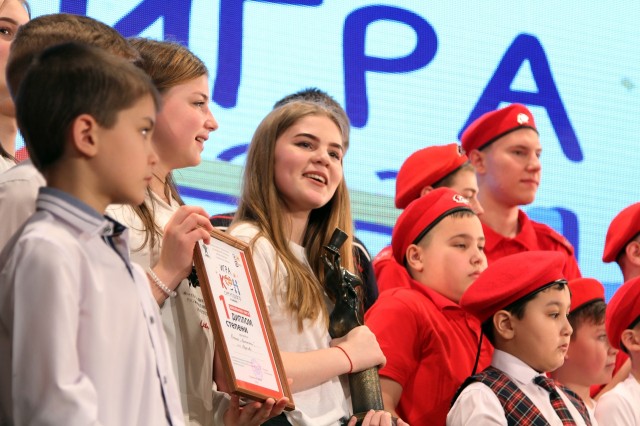 Вечно молодой КВН: в Сургутском районе прошла финальная игра сезона - 2019 Вечно молодой КВН: в Сургутском районе прошла финальная игра сезона - 2019