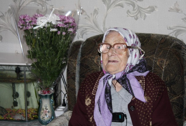 В Сургутском районе поздравили 100-летнюю жительницу Сытомино
