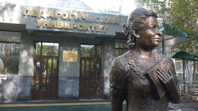 В СурГПУ отменили госэкзамены, а в СурГУ - нет