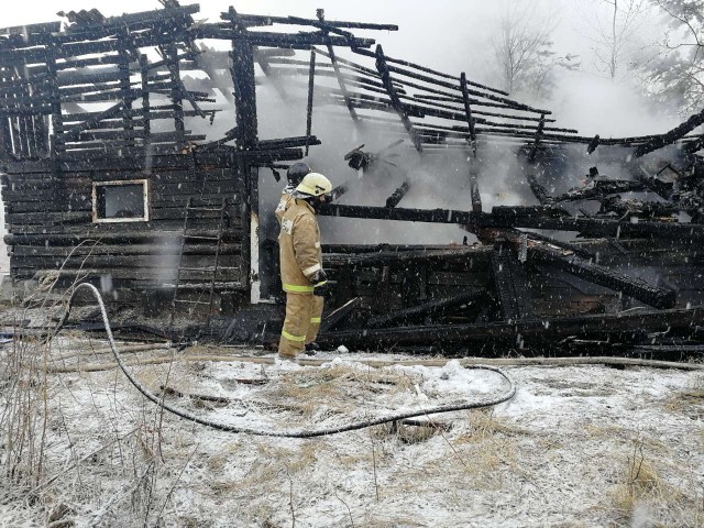 В Сургутском районе за сутки произошло два пожара в частном секторе