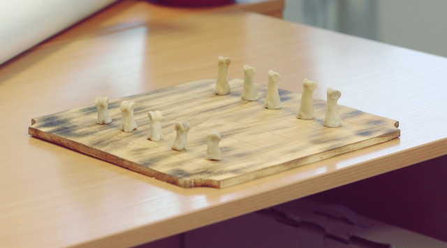 В Ханты-Мансийске можно сыграть в «хантыйские шахматы»