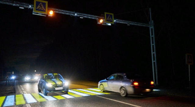 В Омске установят проекционные «зебры»