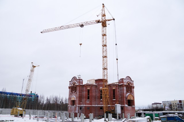 Строительство Свято-Троицкого собора в Сургуте идёт по плану