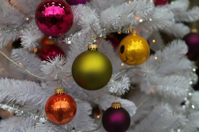 В Новый год в Омске могут запретить работу Дедов Морозов и ресторанов