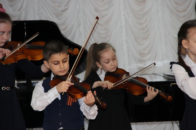 В Солнечном в детской школе искусств состоялся концерт, посвящённый Дню Великой Победы