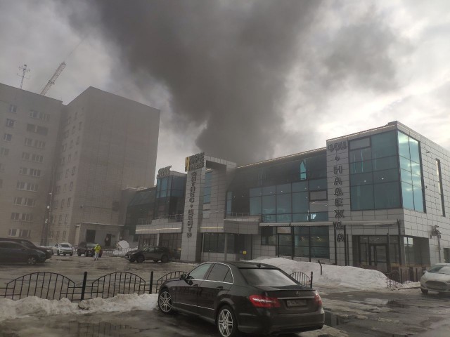 Пожар в гаражном боксе Сургута локализован