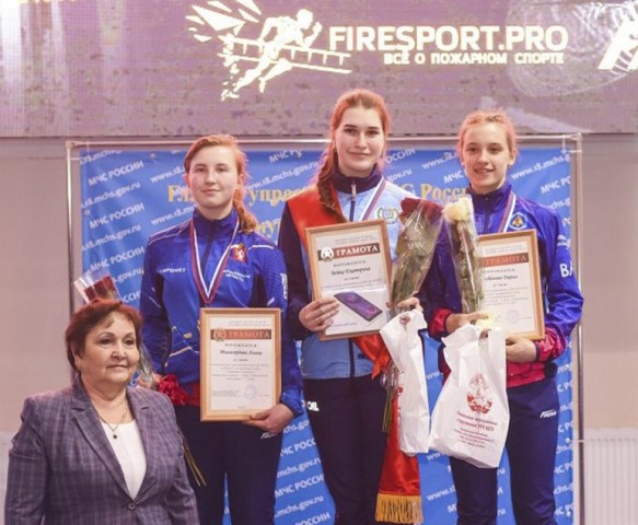 Спортсменка из Лянтора стала чемпионкой России по пожарно-спасательному спорту