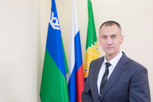Глава Сургутского района поздравил земляков с Днем России