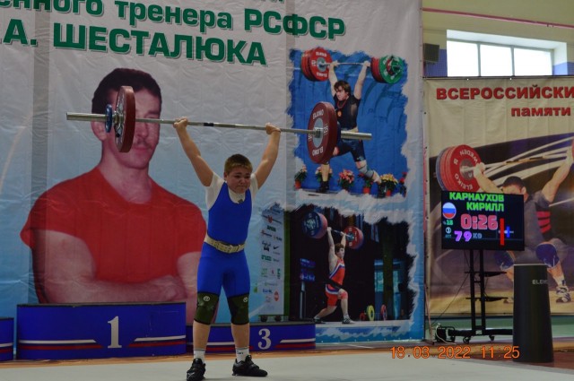 ​Памяти Шесталюка: тяжелоатлеты России съехались на турнир в Сургутский район