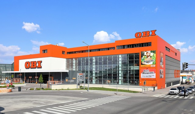 В Сургуте закрывается гипермаркет OBI