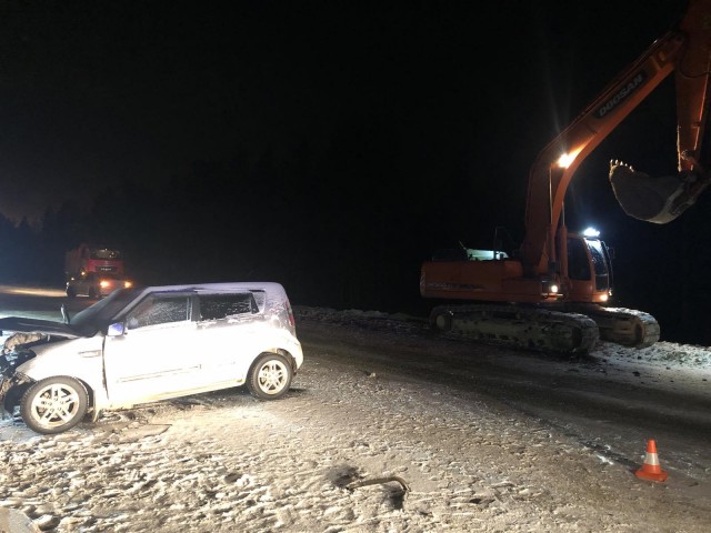 На 27 км автодороги Сургут-Лянтор в Сургутском районе при ДТП погибла женщина