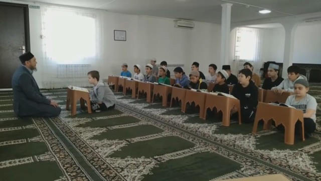 Мусульманская община Лянтора отметила 30-летний юбилей