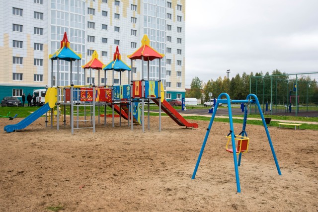 В Сургуте «яжмать» избила ребенка сумкой на детской площадке В Сургуте «яжмать» избила ребенка сумкой на детской площадке