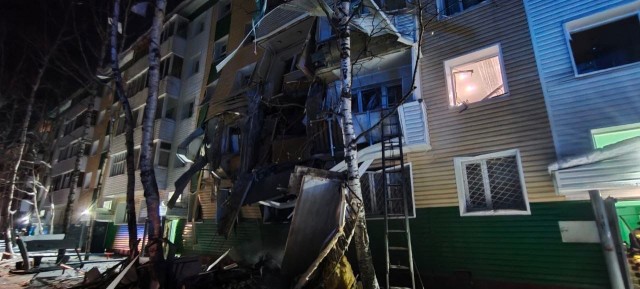 При взрыве в жилом доме Нижневартовска погибли четыре человека