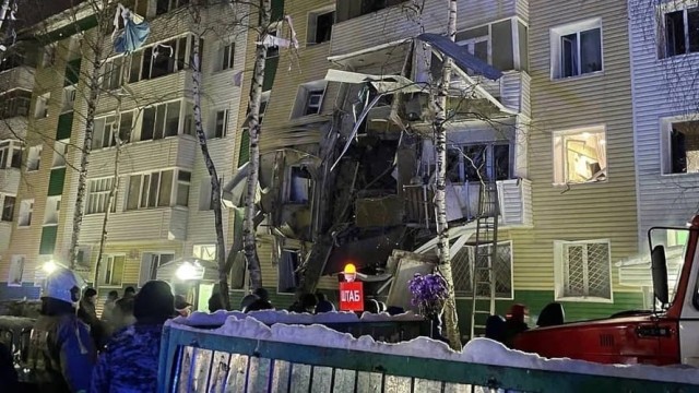 После взрыва в Нижневартовске неизвестной остается судьба семи человек
