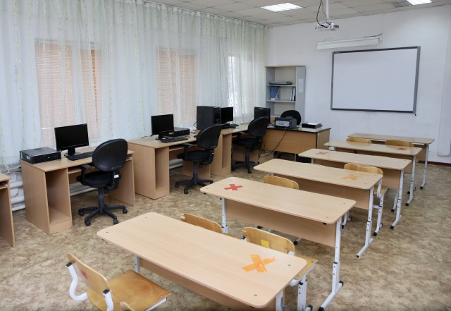 ​В Сургутском районе четыре школы ушли на карантин из-за ОРВИ