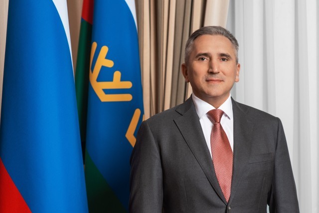 Губернатор Тюменской области Александр Моор поздравил земляков с Днем России