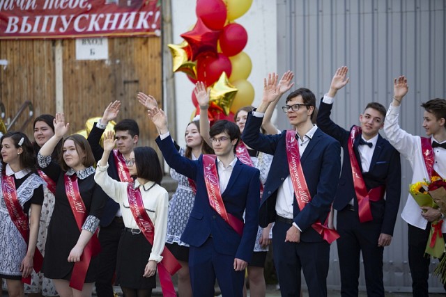 В школах Сургута последний звонок прозвенит 21 мая