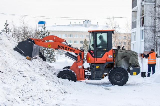 ​В Сургуте снег с улиц уберут по новой комплексной программе