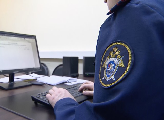 Жительницу Ханты-Мансийска подозревают в нападении на полицейского