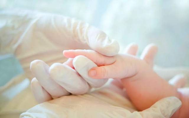 В перинатальном центре Сургута 1 января родился первый ребёнок в 2022 году