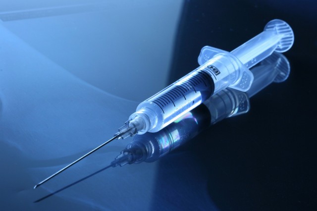 ​В Сургутском районе могут начать вакцинацию подростков от ковида уже весной