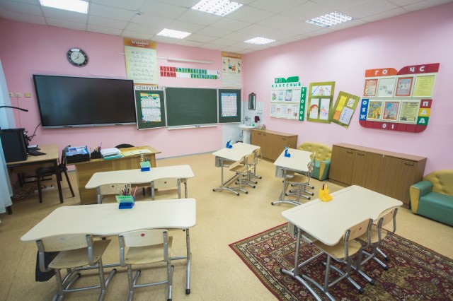 На обновление школ и детских садов Сургутского района потратили 251 миллион рублей