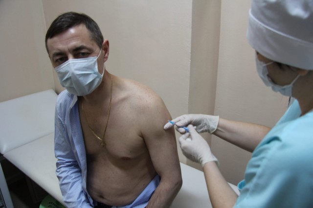 ​В Сургутском районе проходит вакцинация от коронавируса препаратом «Спутник V»