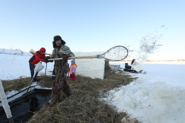 ​27 марта жителей Сургутского района зовут на зимнюю рыбалку в Сытомино