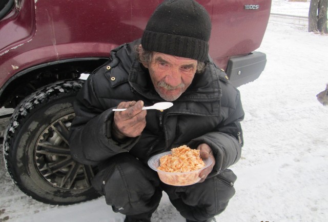 ​Тюменцев просят передавать продукты для бездомных в дом милосердия «Богадельня»