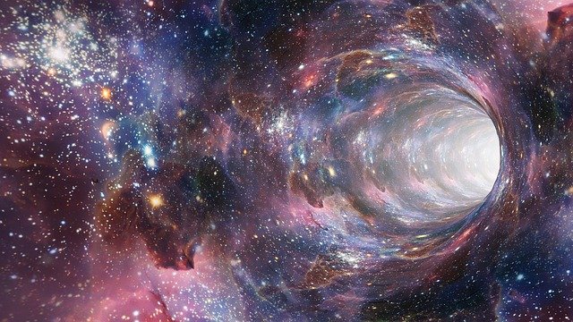 Астраханец сделал удивительный снимок «бутон пиона» в дальнем космосе