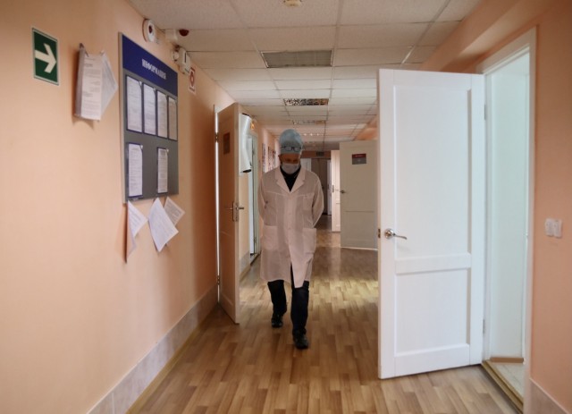 В екатеринбургских поликлиниках из-за масштабного сбоя пациентам не оформляют больничные