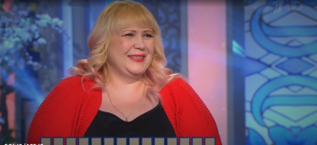 Якубович дал себя расцеловать жительнице Сургутского района прямо в эфире «Поле чудес» Якубович дал себя расцеловать жительнице Сургутского района прямо в эфире «Поле чудес»