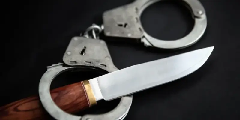 Мужчина зарезал бывшую супругу во время ссоры в Сургуте. Она погибла в подъезде